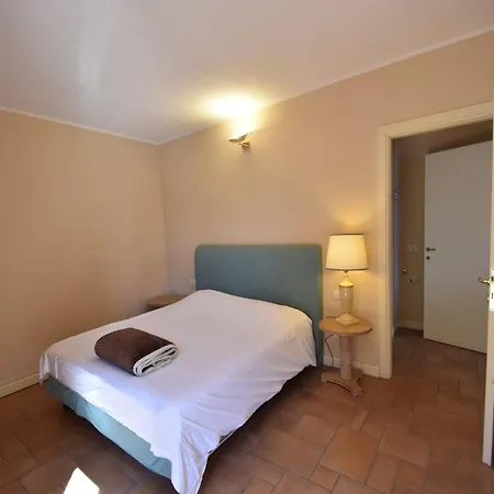 Garden Flat By Lake Maggiore, Cleaning Included Apartamento *