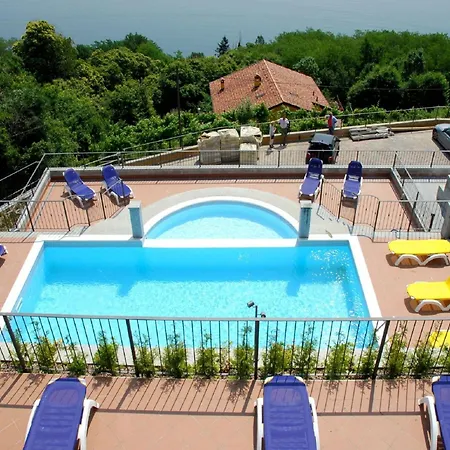 Garden Flat By Lake Maggiore, Cleaning Included Apartamento