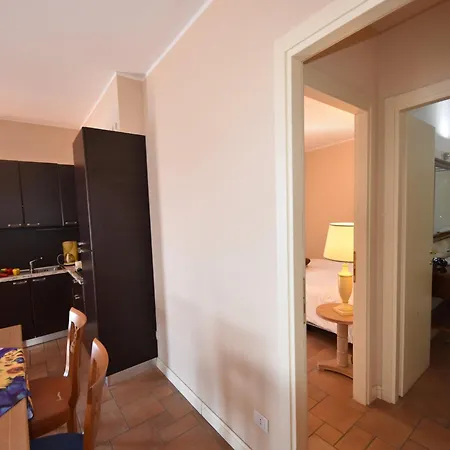 Garden Flat By Lake Maggiore, Cleaning Included